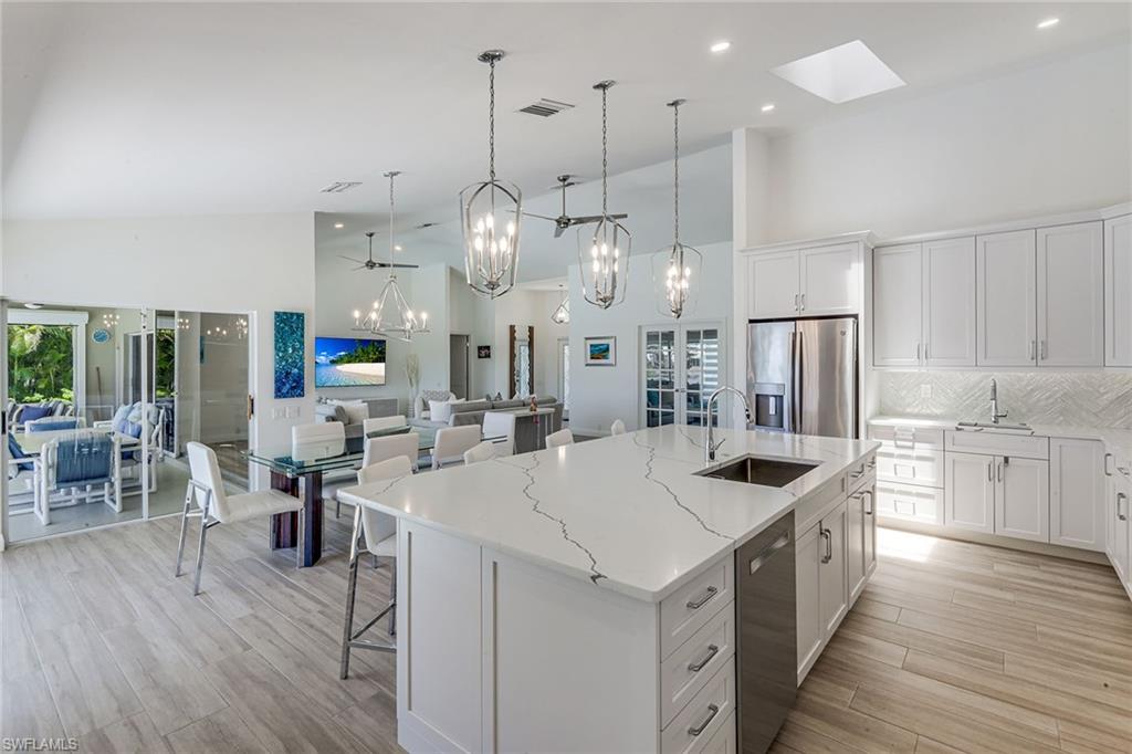 VANDERBILT LAKES - Residential
