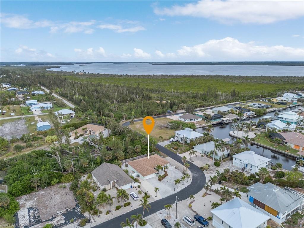 MANATEE BAY UNRECORDED SUBDIVISION - Residential