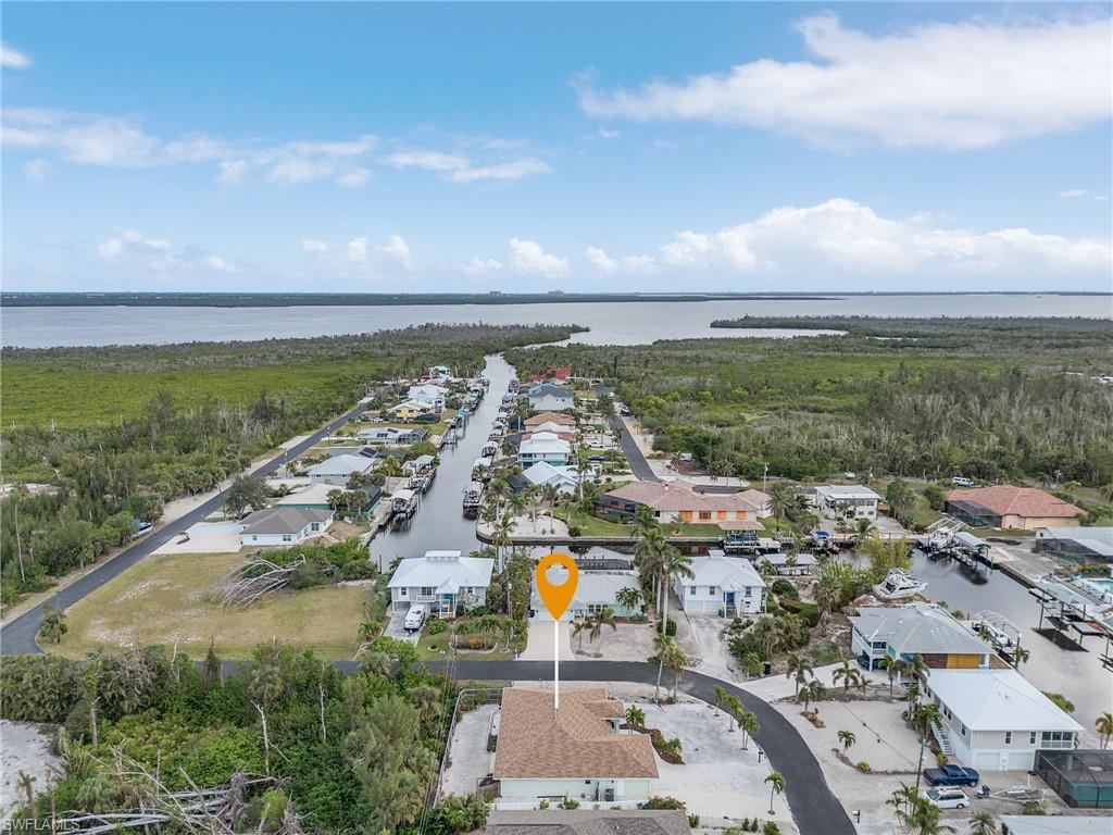 MANATEE BAY UNRECORDED SUBDIVISION - Residential