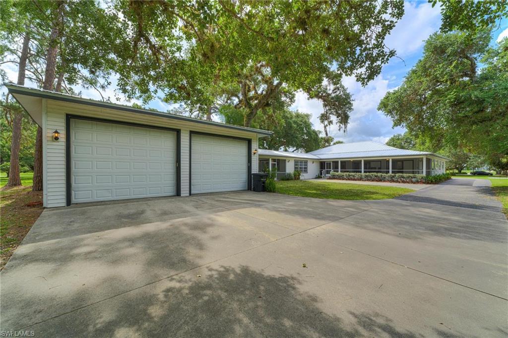 RIVERBEND ESTATES - Residential