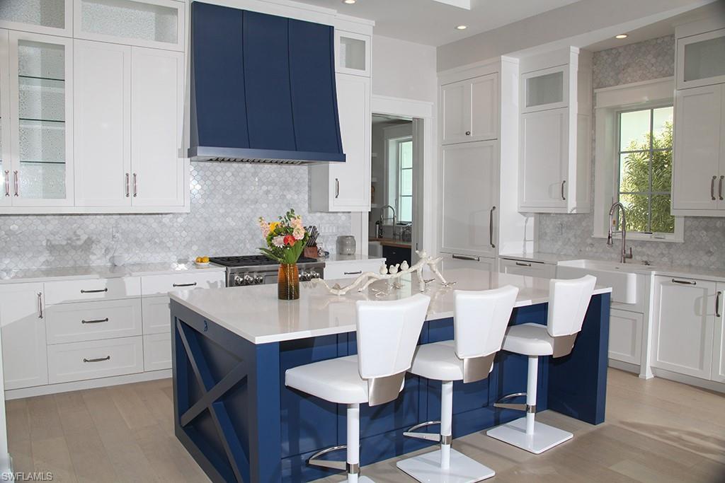 MANGROVE BAY - Residential