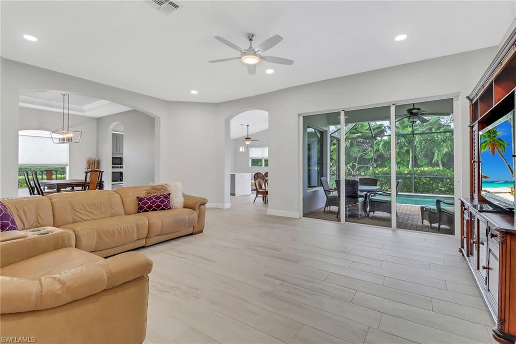 ESTERO VERDE - Residential Lease