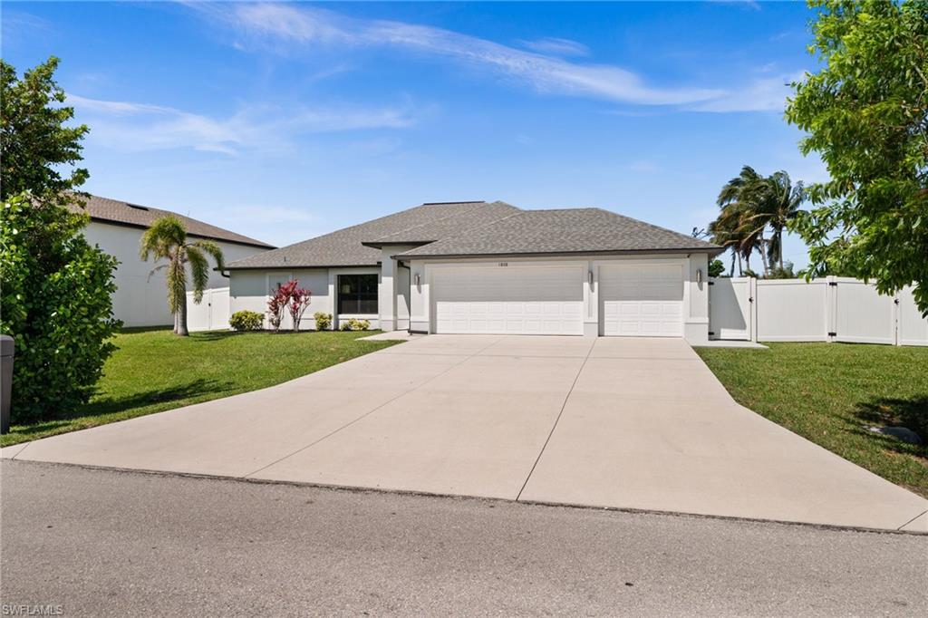 CAPE CORAL - Residential