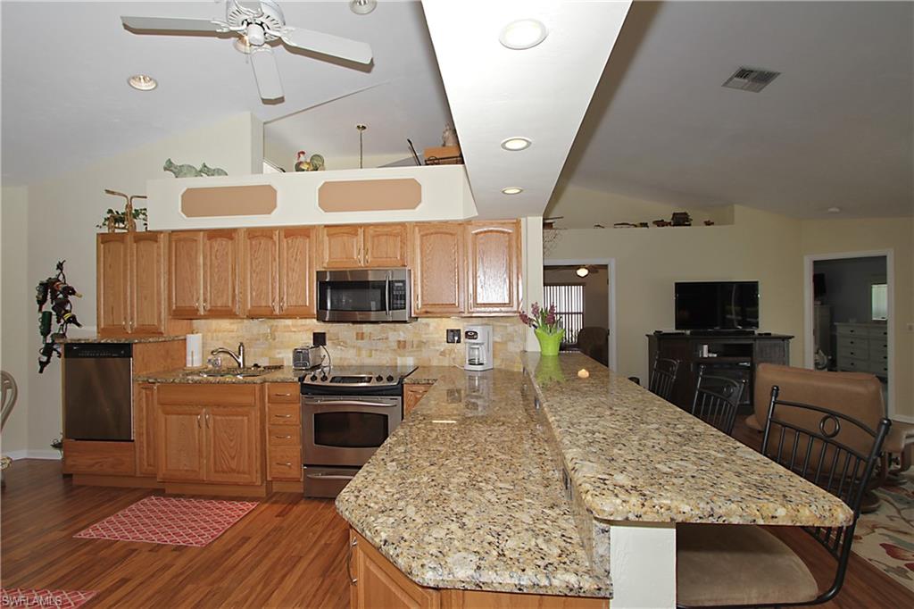 VILLAGES AT COUNTRY CREEK - Residential