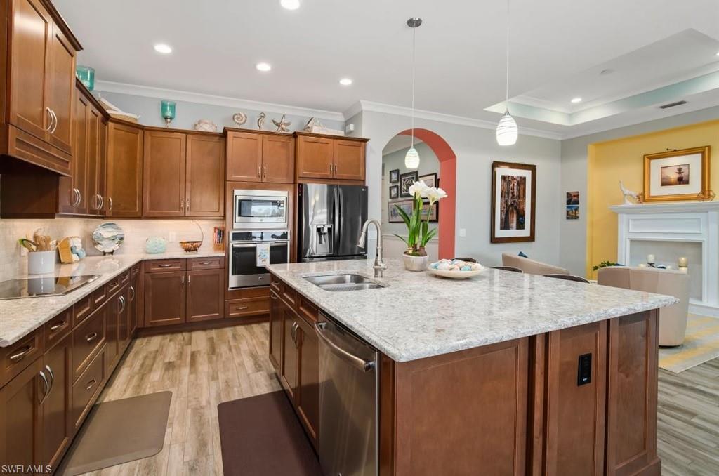 ISLES OF COLLIER PRESERVE - Residential