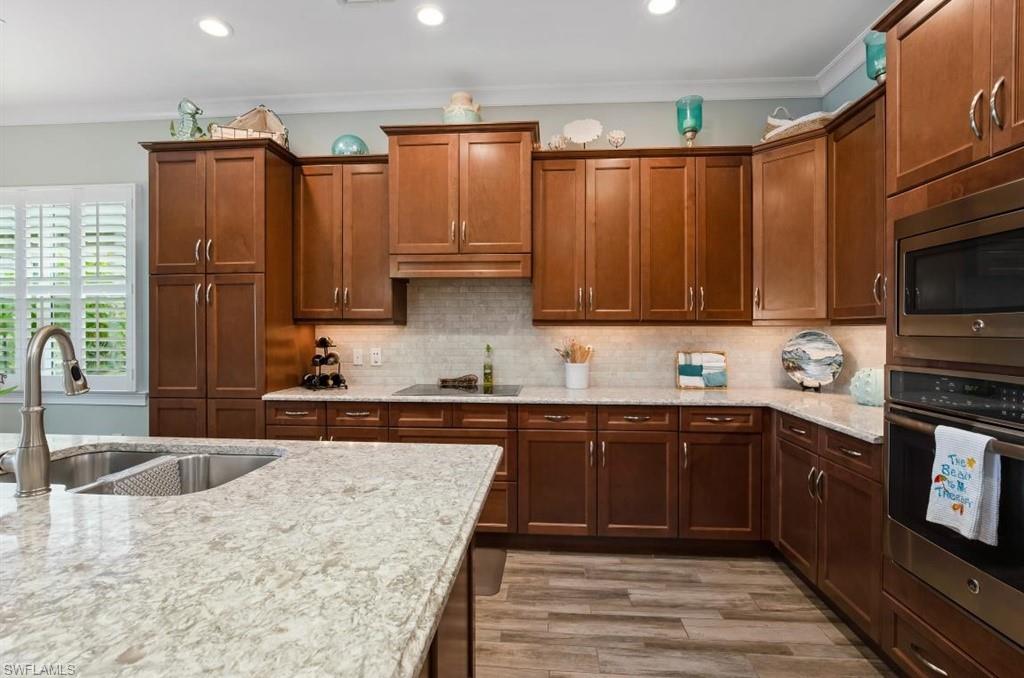 ISLES OF COLLIER PRESERVE - Residential