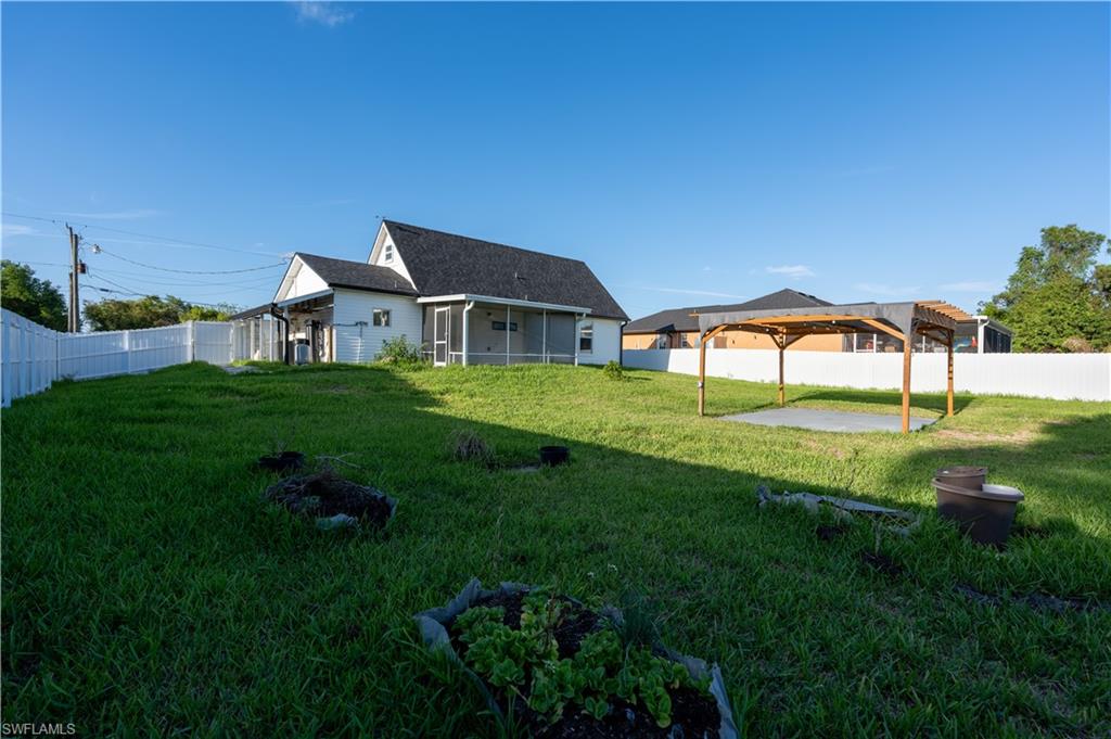 LEHIGH ACRES - Residential