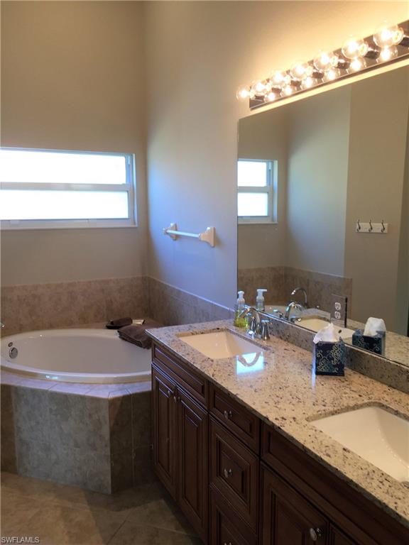 HERITAGE BAY - Residential