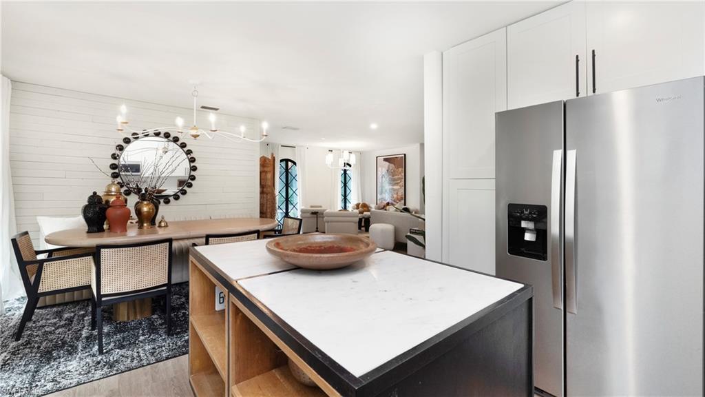 ROYAL ARMS VILLAS - Residential