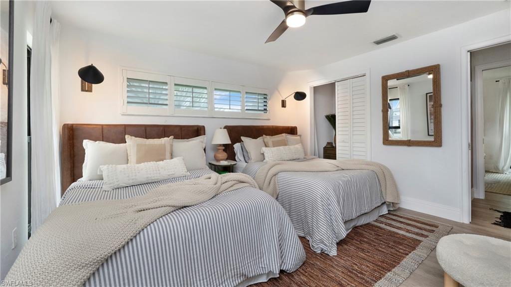 ROYAL ARMS VILLAS - Residential