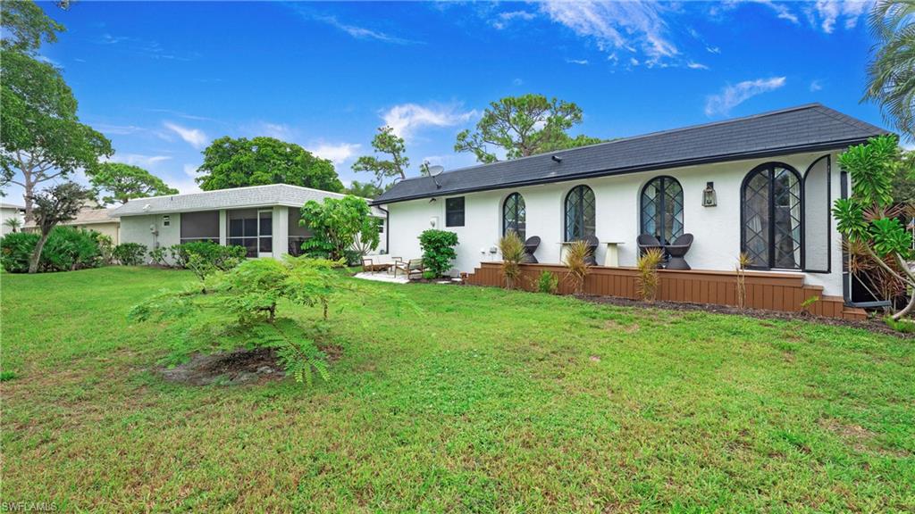 ROYAL ARMS VILLAS - Residential