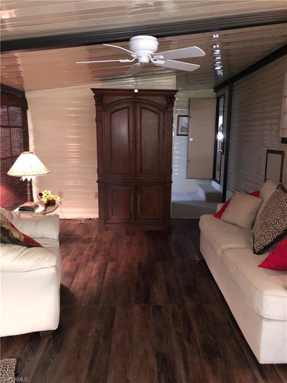 LEISURE TIME CAMPSITES - Residential