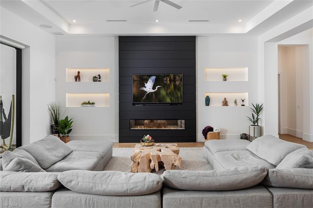 PINE RIDGE ESTATES - Residential