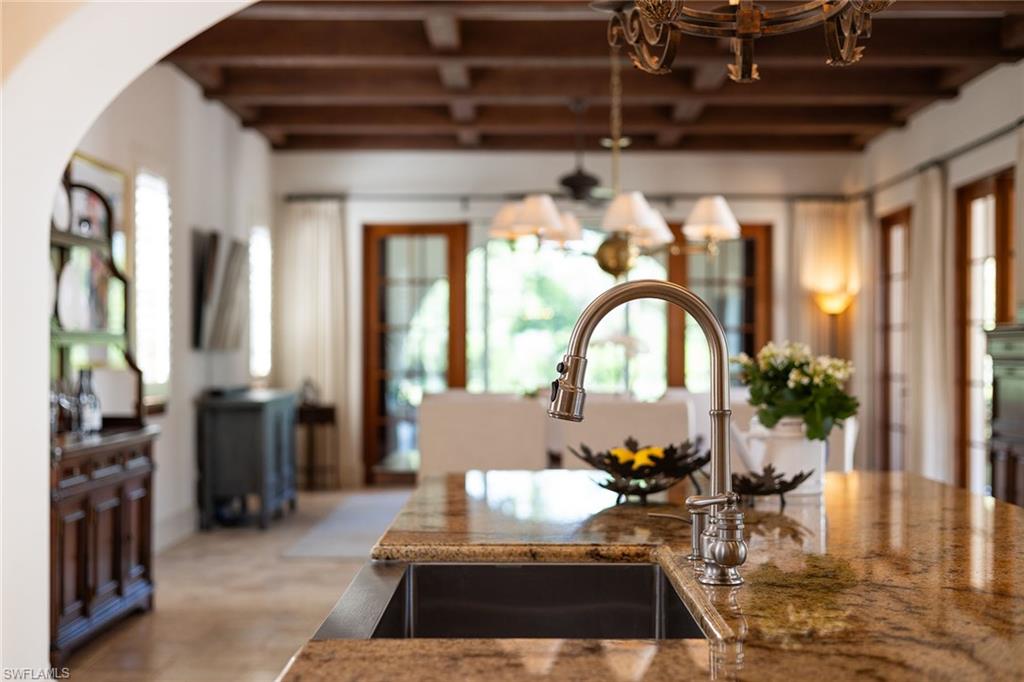 LUCARNO - Residential