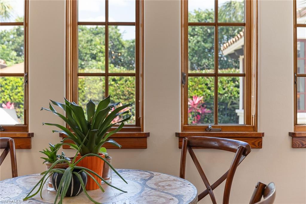 LUCARNO - Residential