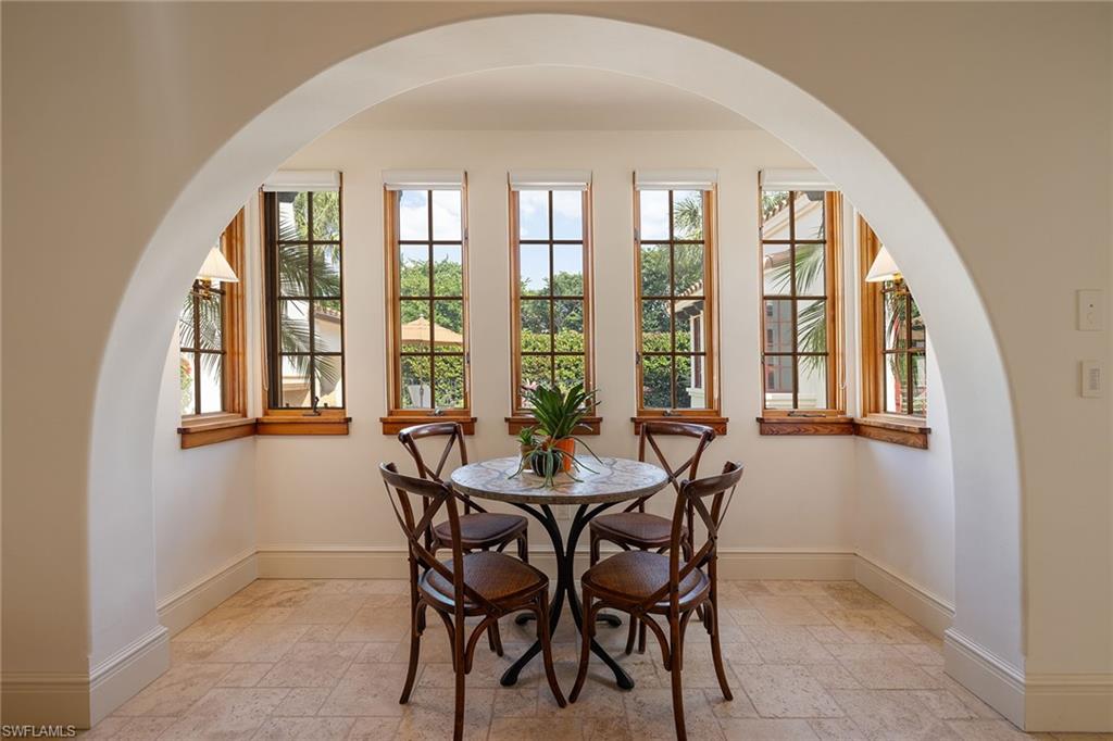 LUCARNO - Residential