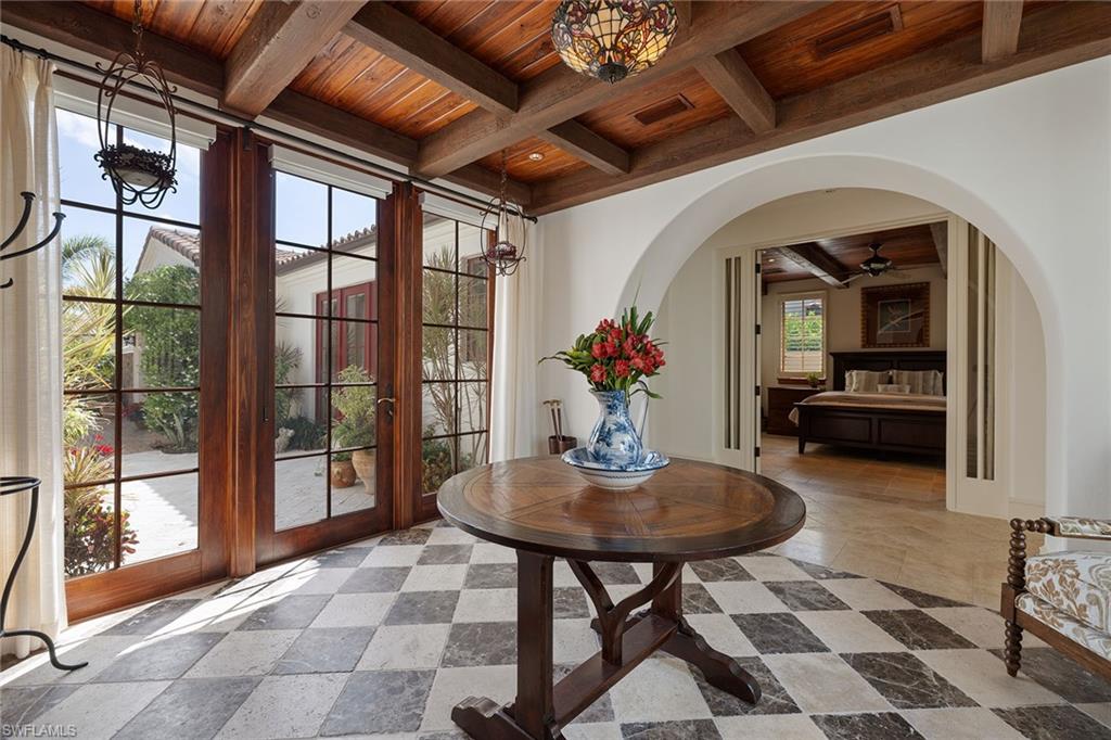 LUCARNO - Residential