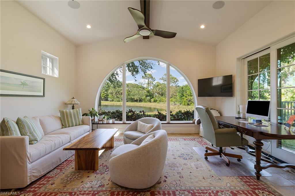 LUCARNO - Residential