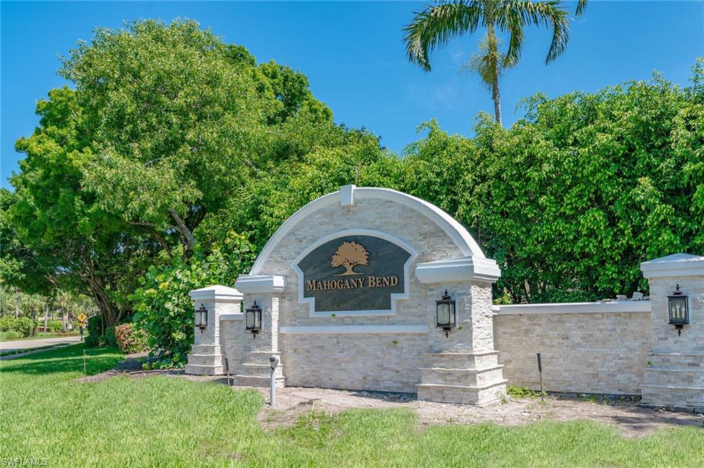 MAHOGANY BEND - Residential