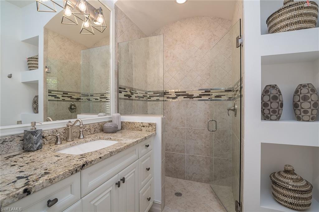 MAHOGANY BEND - Residential