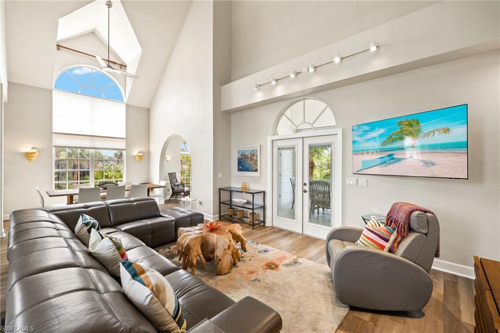 GUMBO LIMBO - Residential