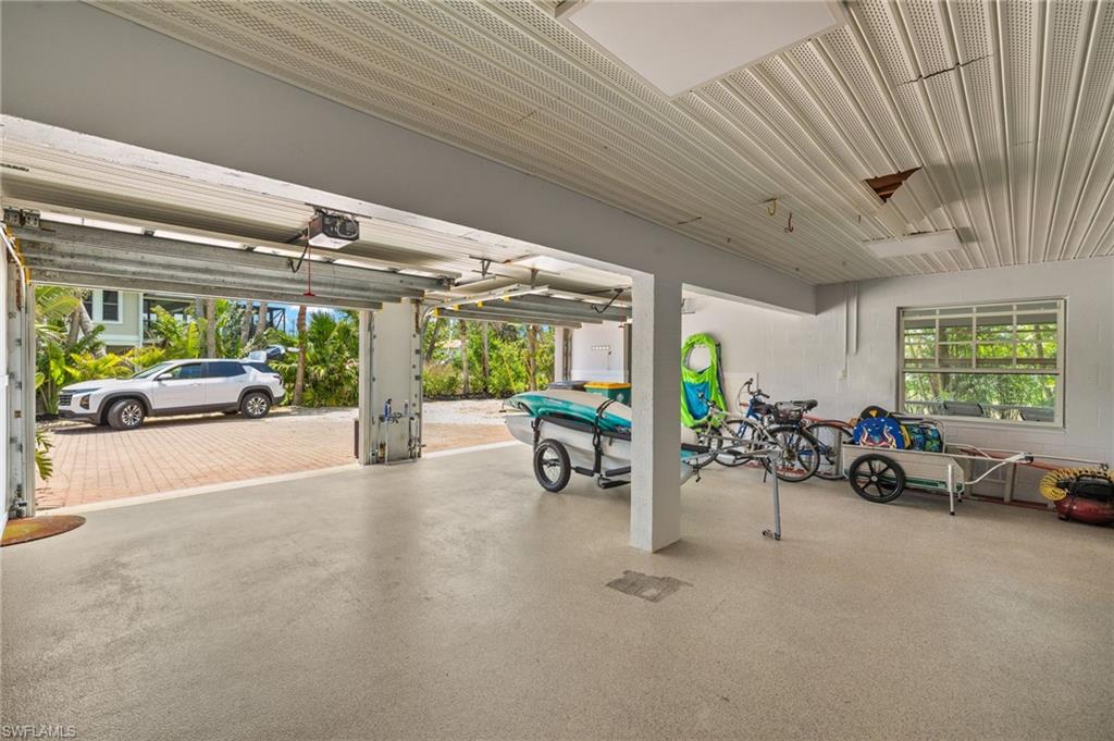 GUMBO LIMBO - Residential