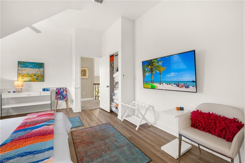 GUMBO LIMBO - Residential