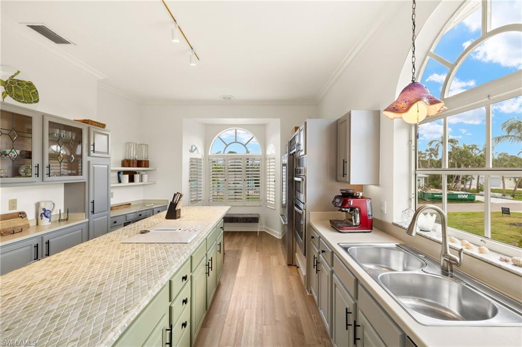 GUMBO LIMBO - Residential