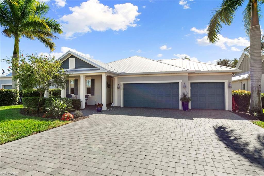 SAVANNAH LAKES - Residential