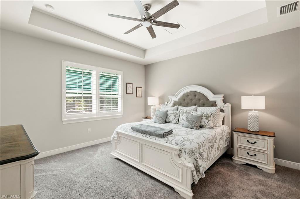 SAVANNAH LAKES - Residential