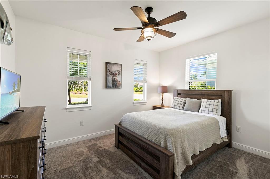 SAVANNAH LAKES - Residential