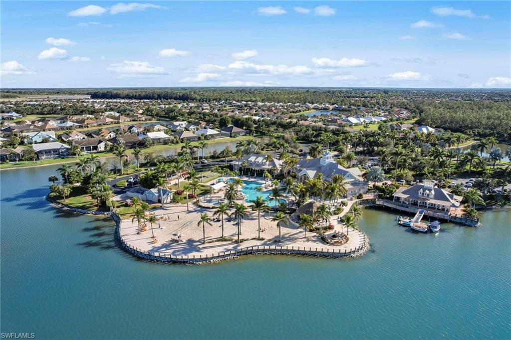 SAVANNAH LAKES - Residential