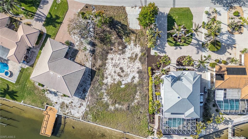 HOLIDAY HEIGHTS - Land