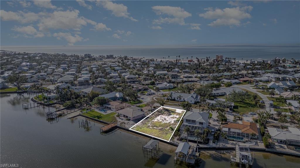 HOLIDAY HEIGHTS - Land