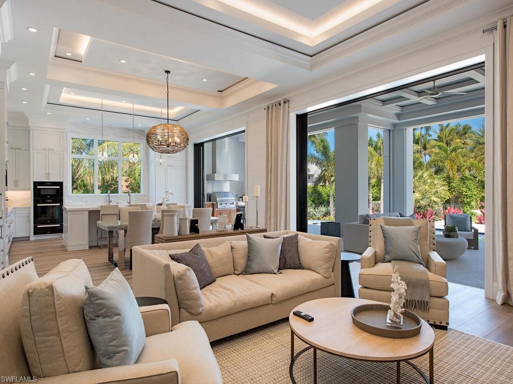 AQUALANE SHORES - Residential