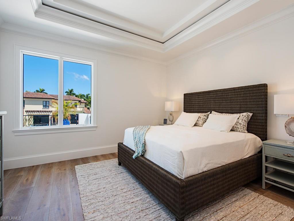 AQUALANE SHORES - Residential