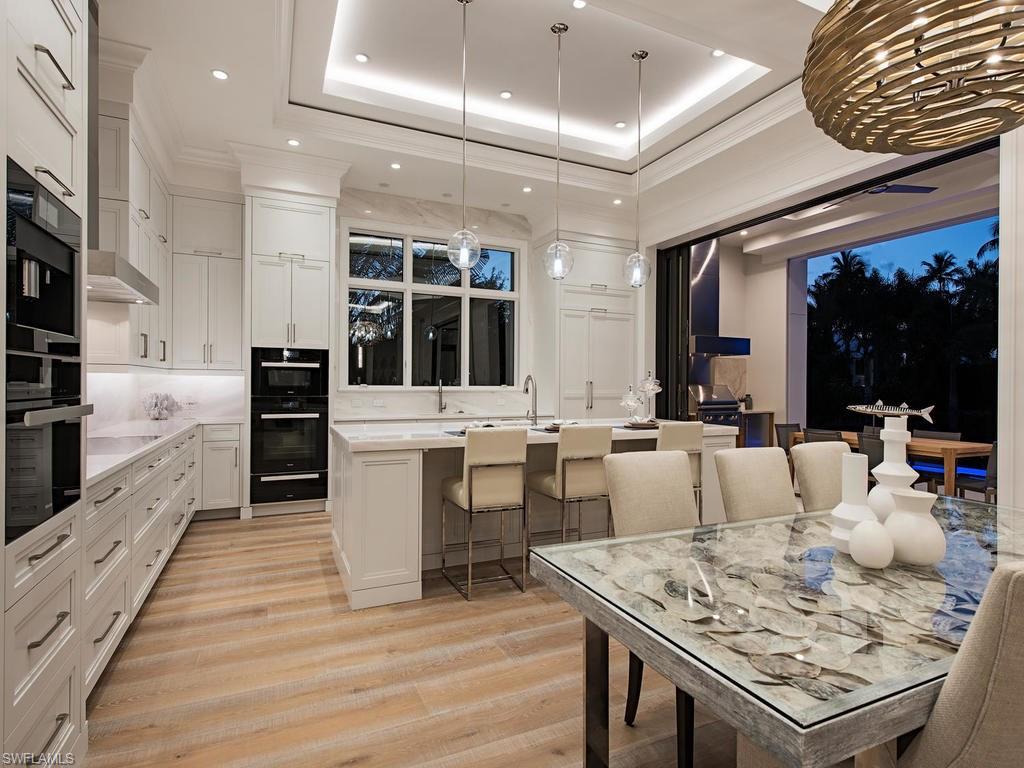 AQUALANE SHORES - Residential