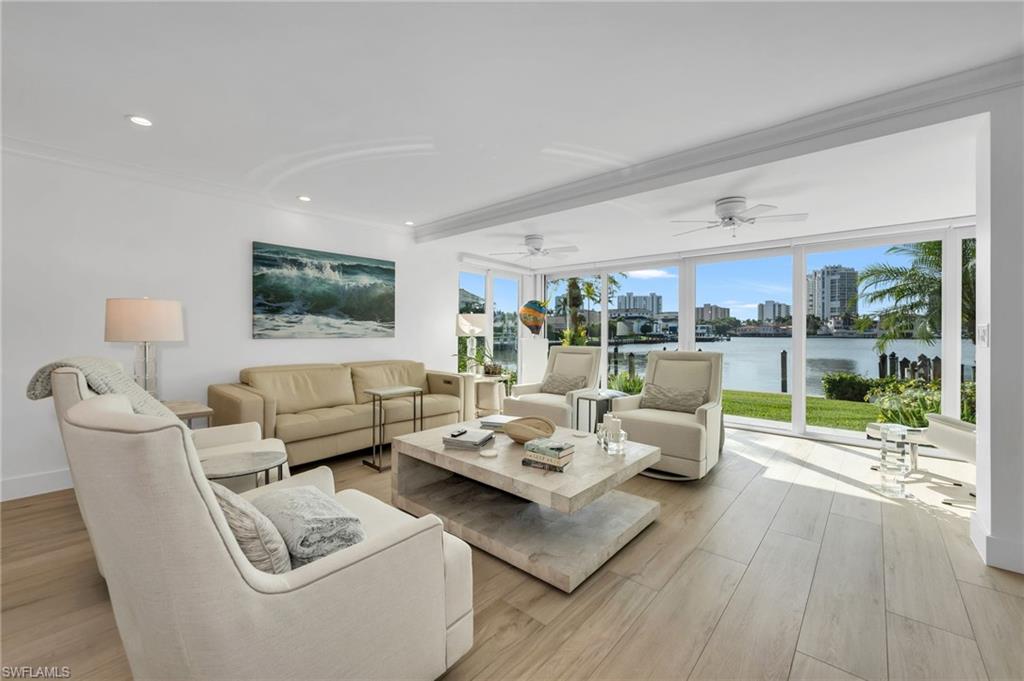 COLONY GARDENS - Residential