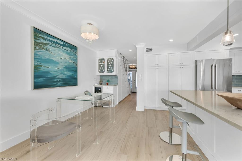 COLONY GARDENS - Residential