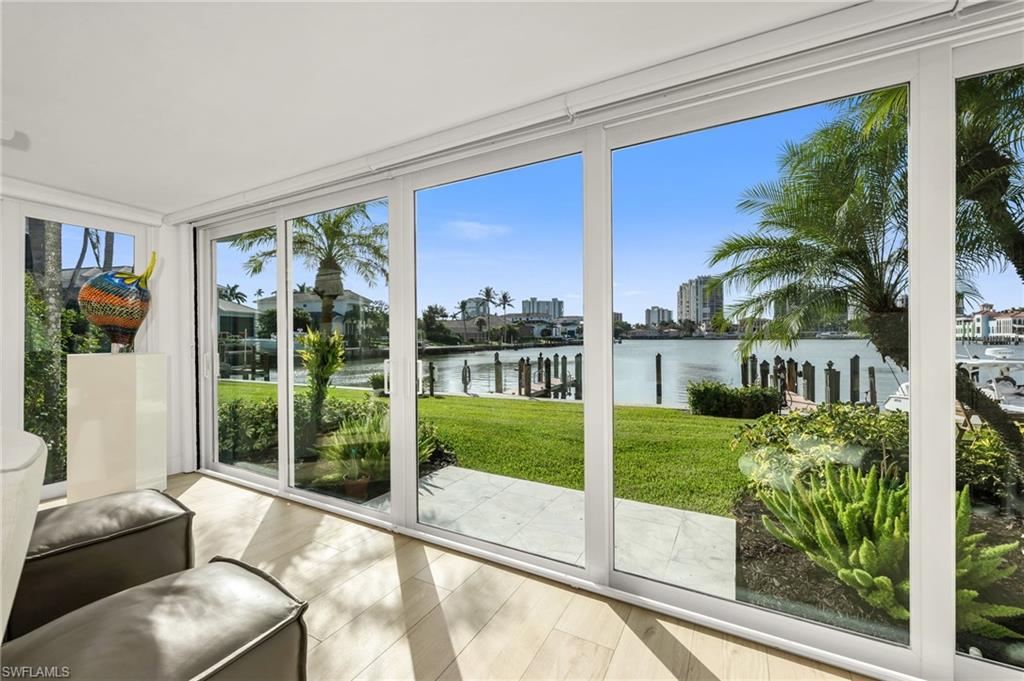 COLONY GARDENS - Residential