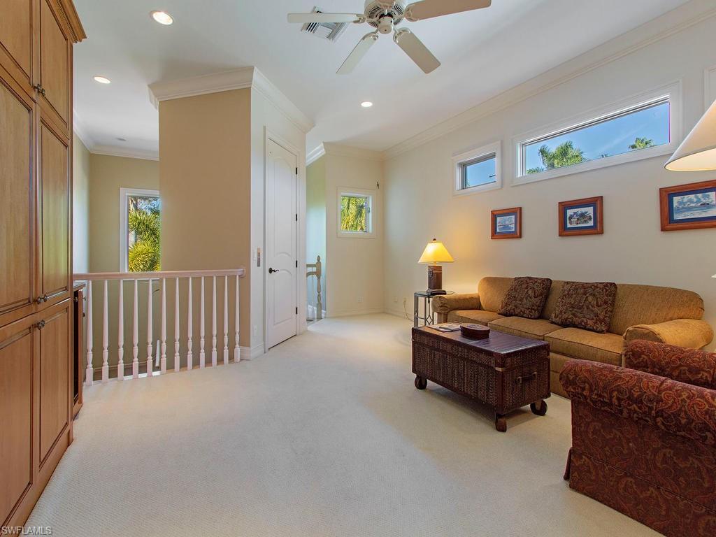 AQUALANE SHORES - Residential