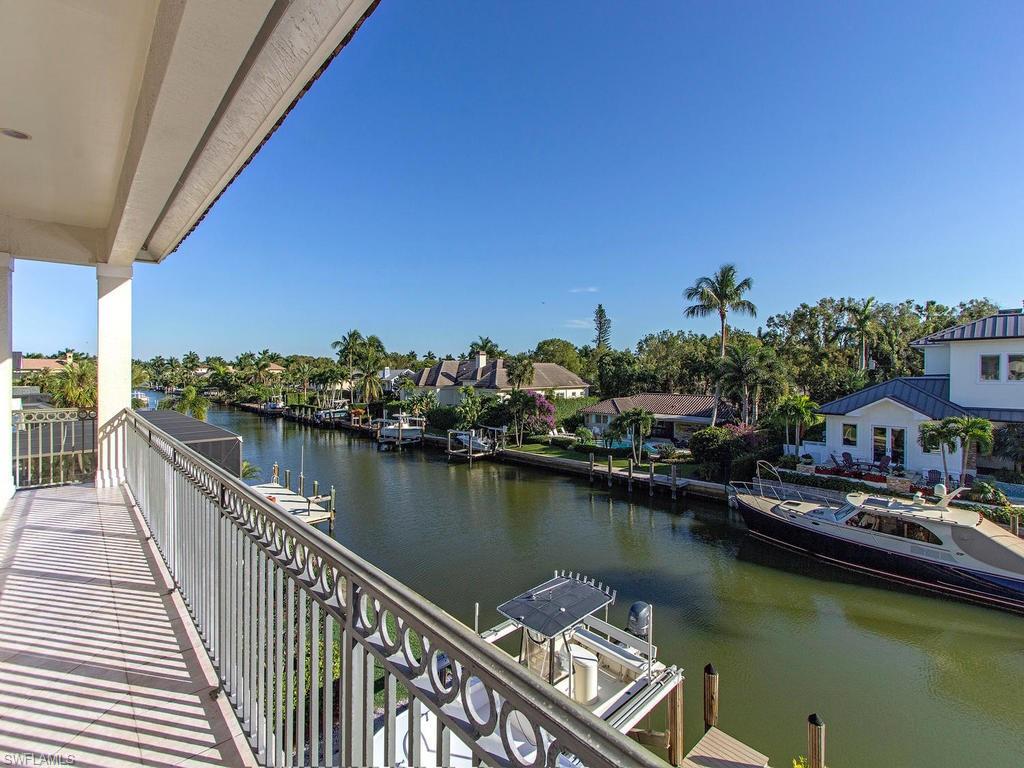 AQUALANE SHORES - Residential