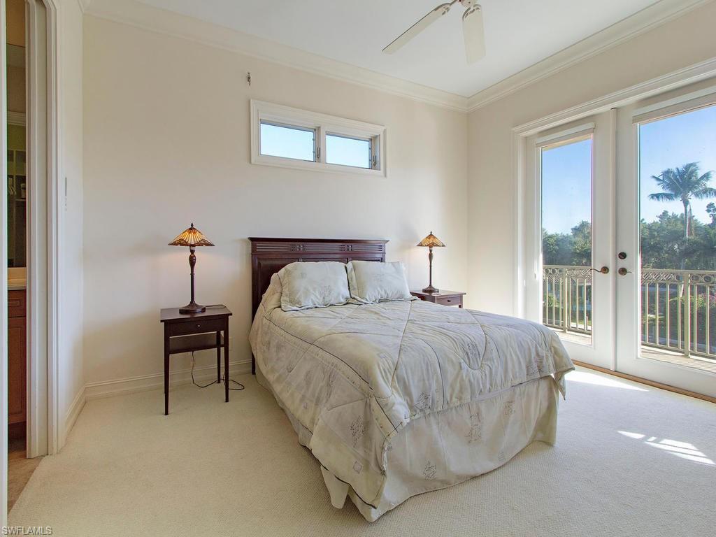 AQUALANE SHORES - Residential