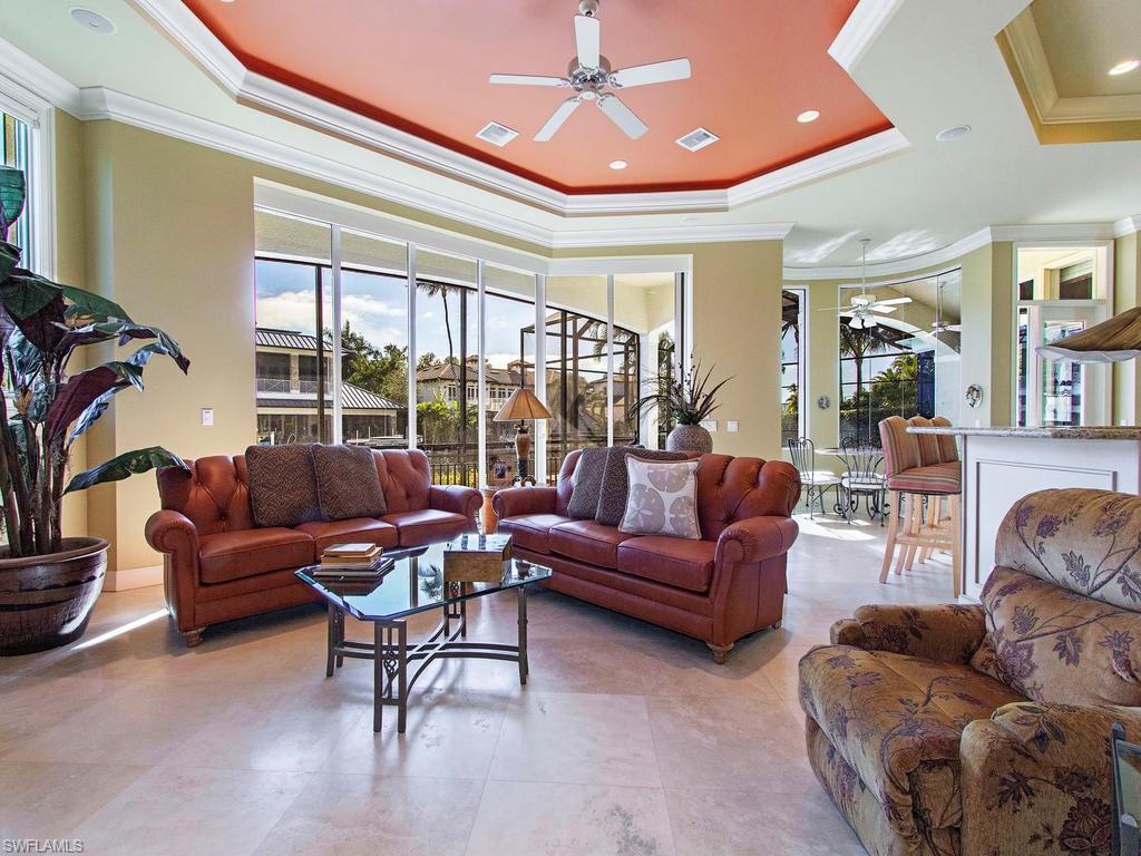 AQUALANE SHORES - Residential