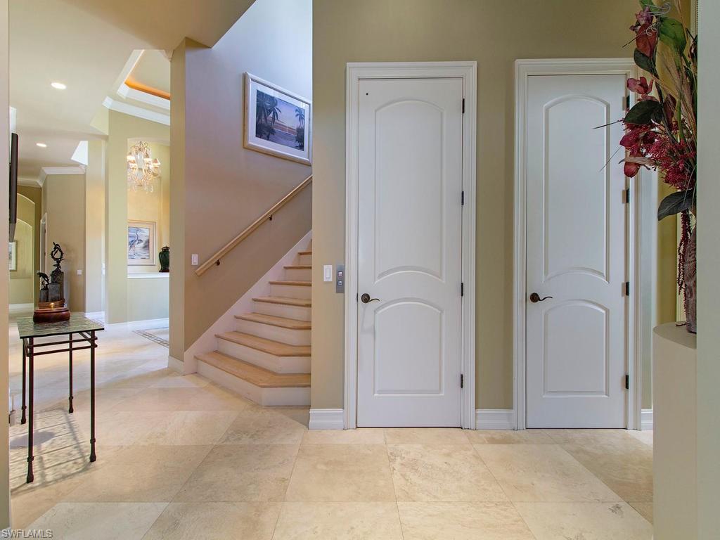 AQUALANE SHORES - Residential