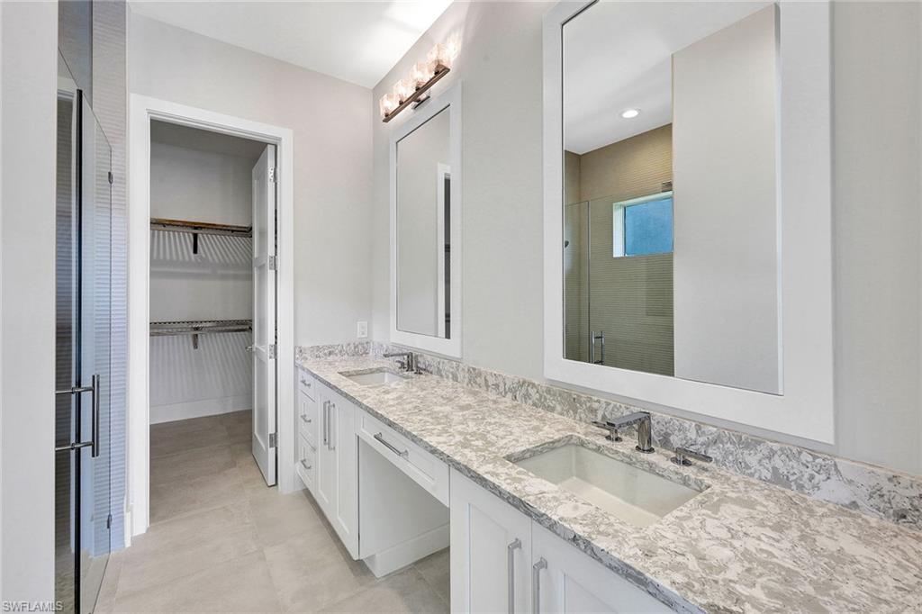 MARCO BEACH - Residential