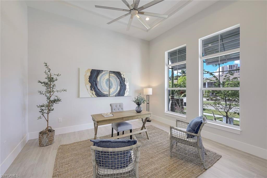 MARCO BEACH - Residential