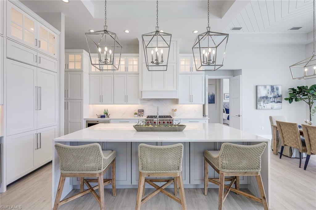 MARCO BEACH - Residential