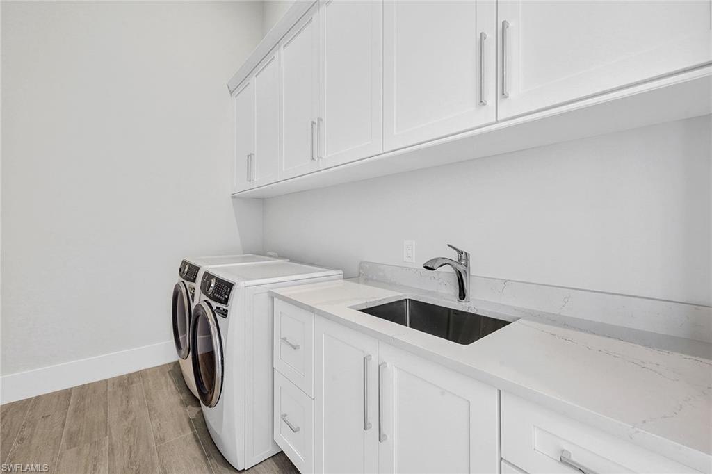 MARCO BEACH - Residential