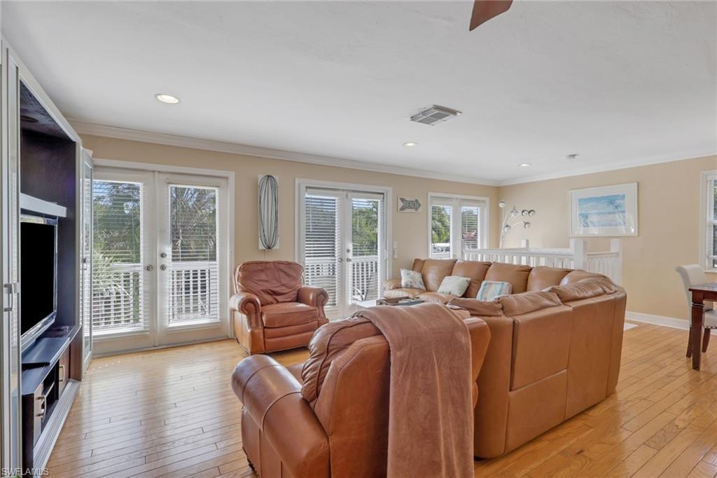 GULF HARBOR - Residential